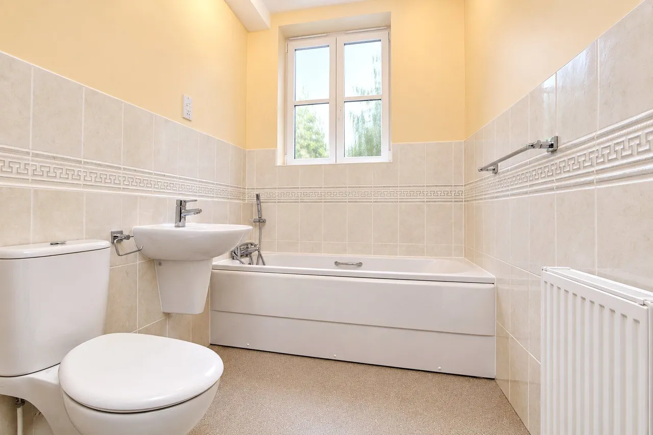Idsworth Down, Petersfield, GU31, photo 6
