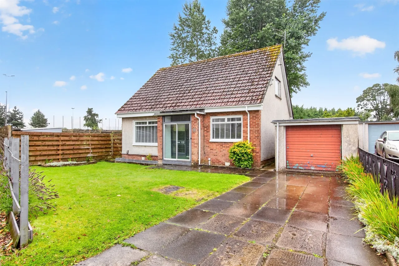 4 bed house for sale — Beauly Place, Bishopbriggs, Glasgow