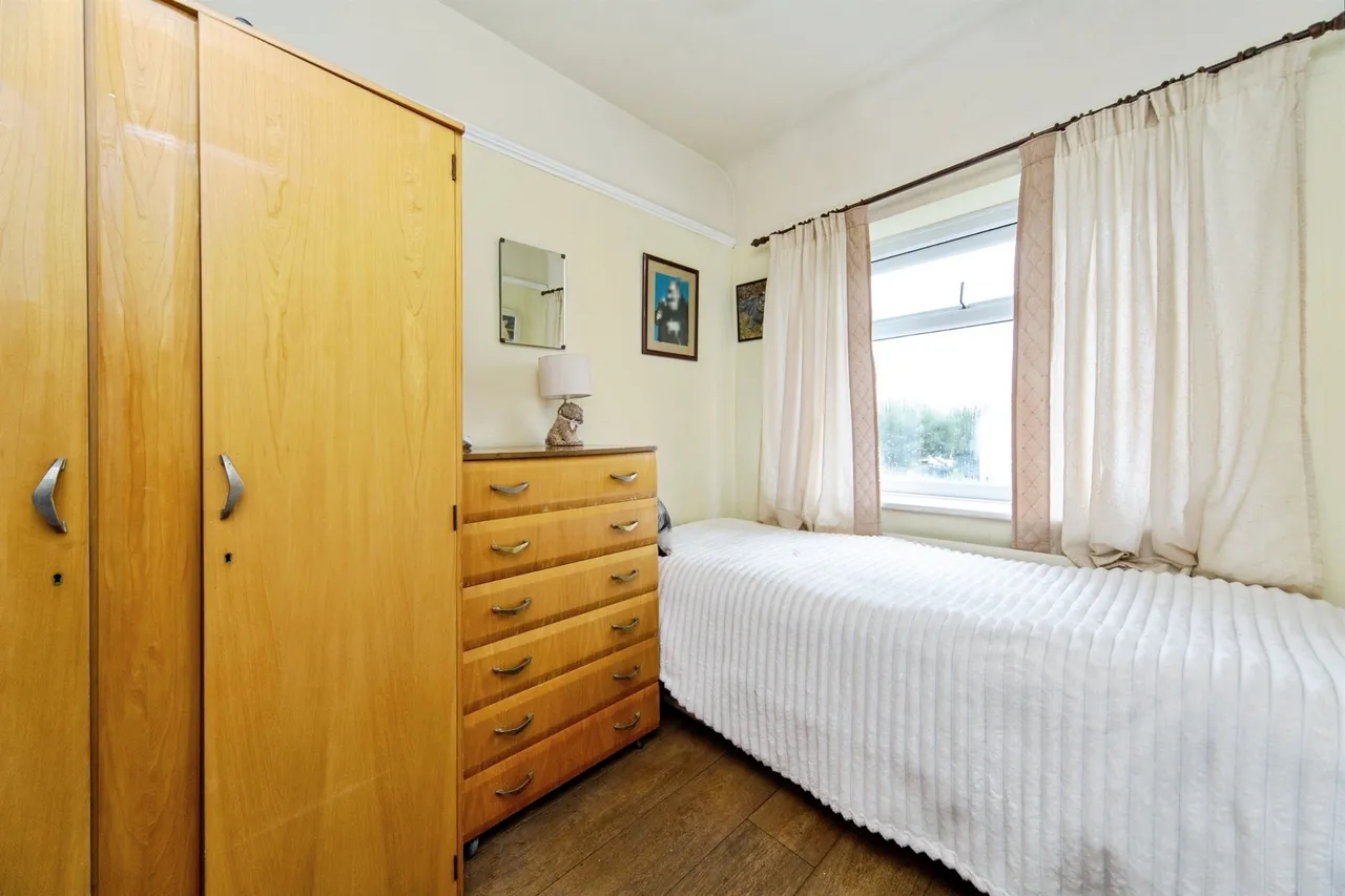 Southfield Road, Little Sutton, CH66, photo 15