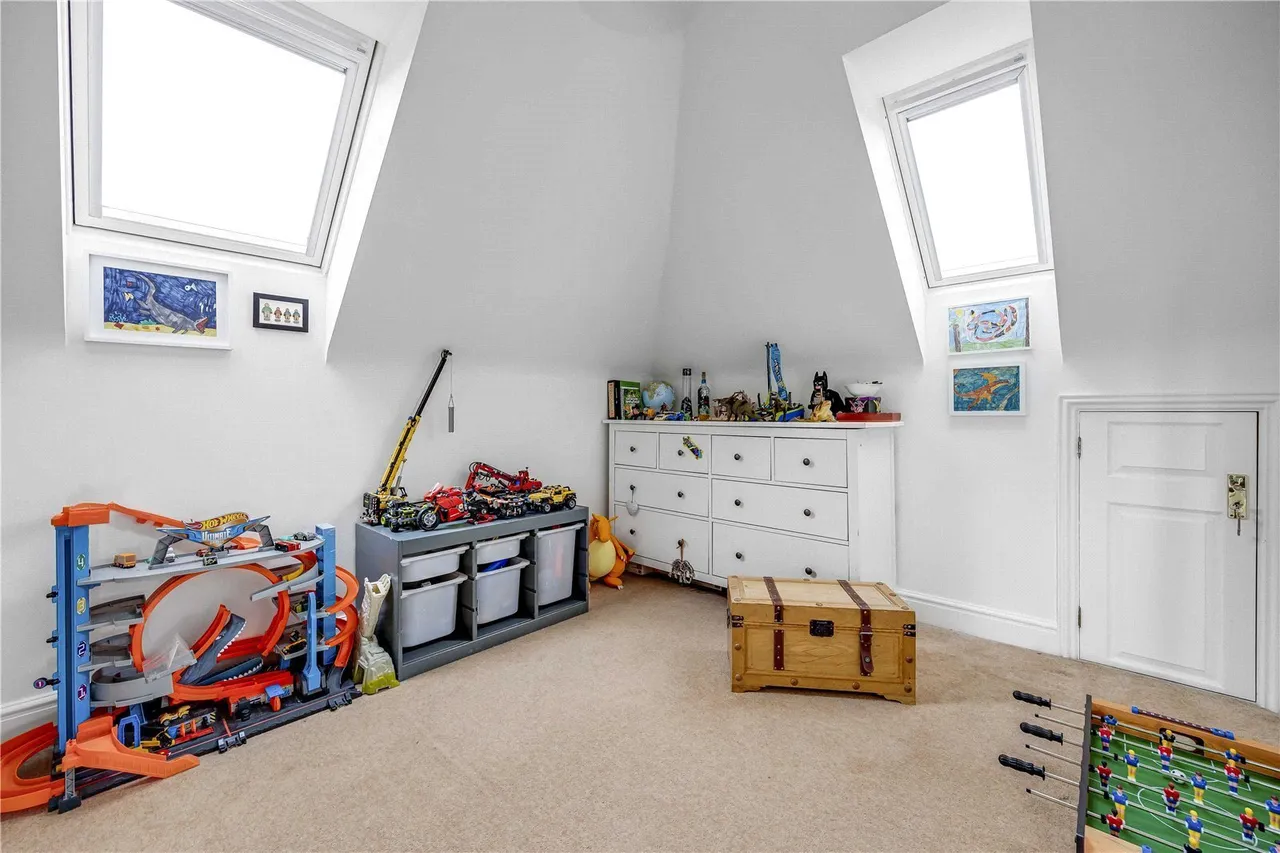 Abbotswood Road, London, SW16, photo 14