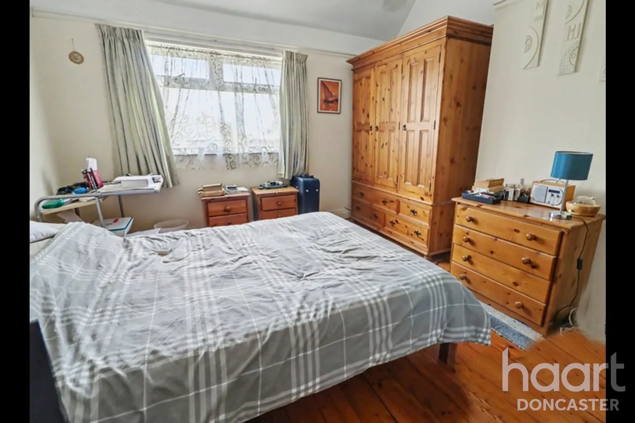 The Grove, Wheatley Hills, DN2, photo 10
