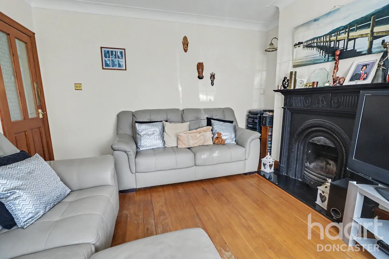 The Grove, Wheatley Hills, DN2, photo 6