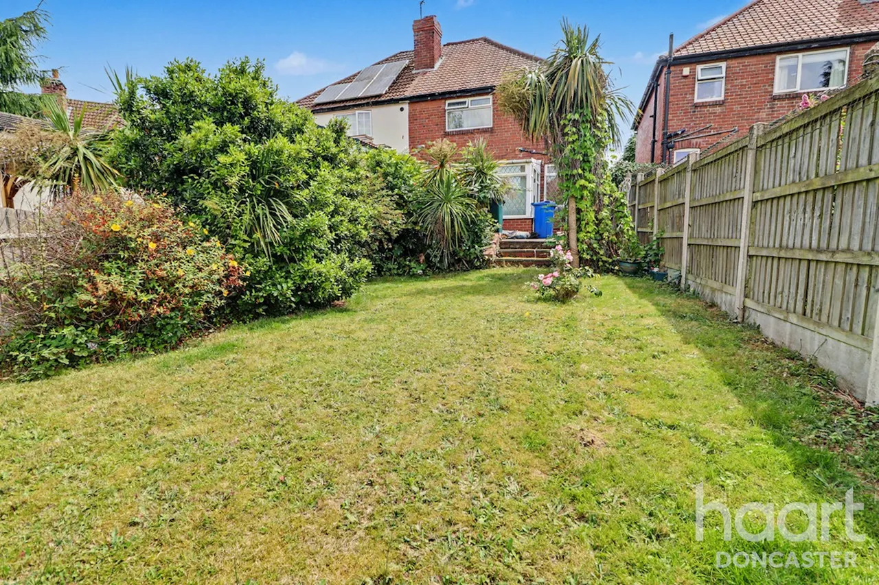 The Grove, Wheatley Hills, DN2, photo 13