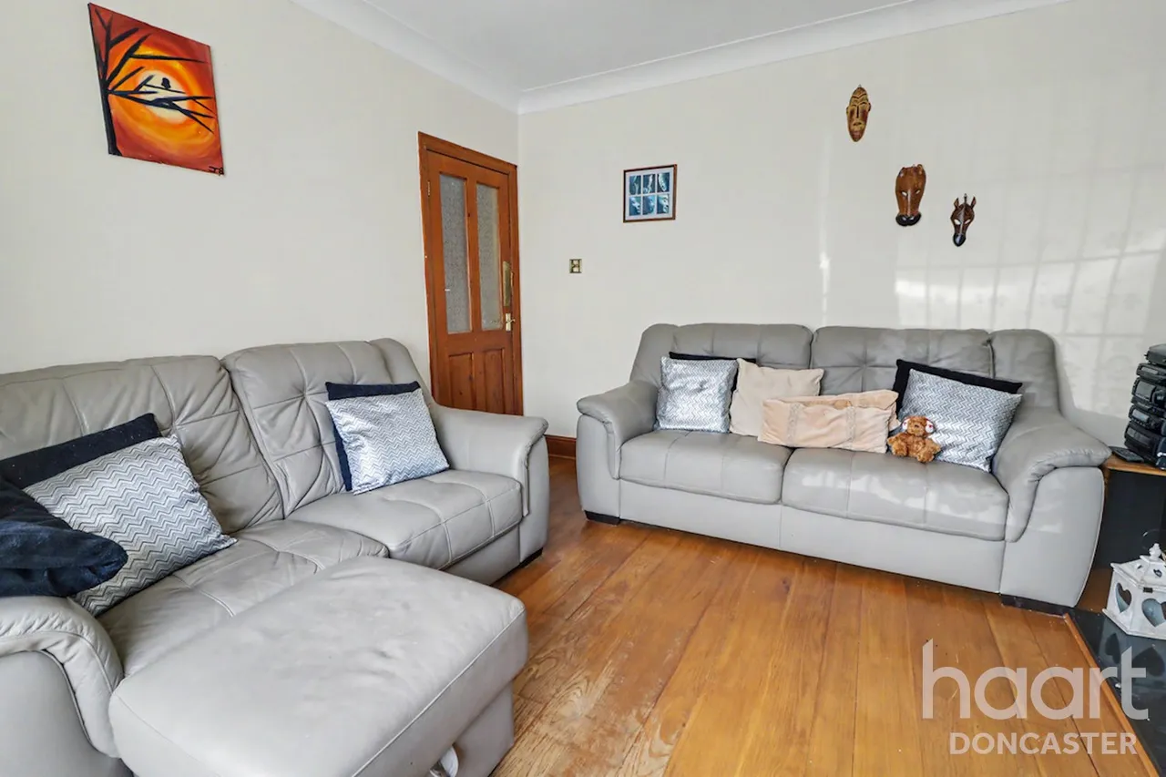 The Grove, Wheatley Hills, DN2, photo 5