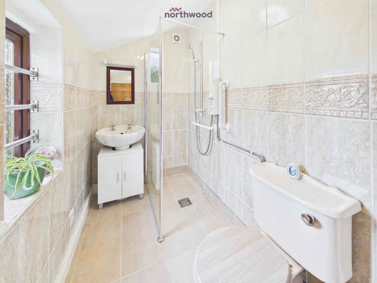 Bryn-Y-Grog Hill, Wrexham, LL13, photo 10