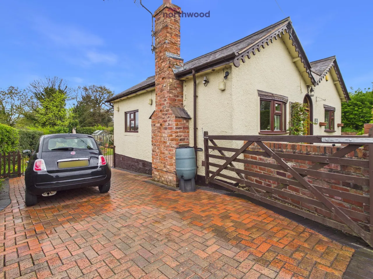 Bryn-Y-Grog Hill, Wrexham, LL13, photo 25