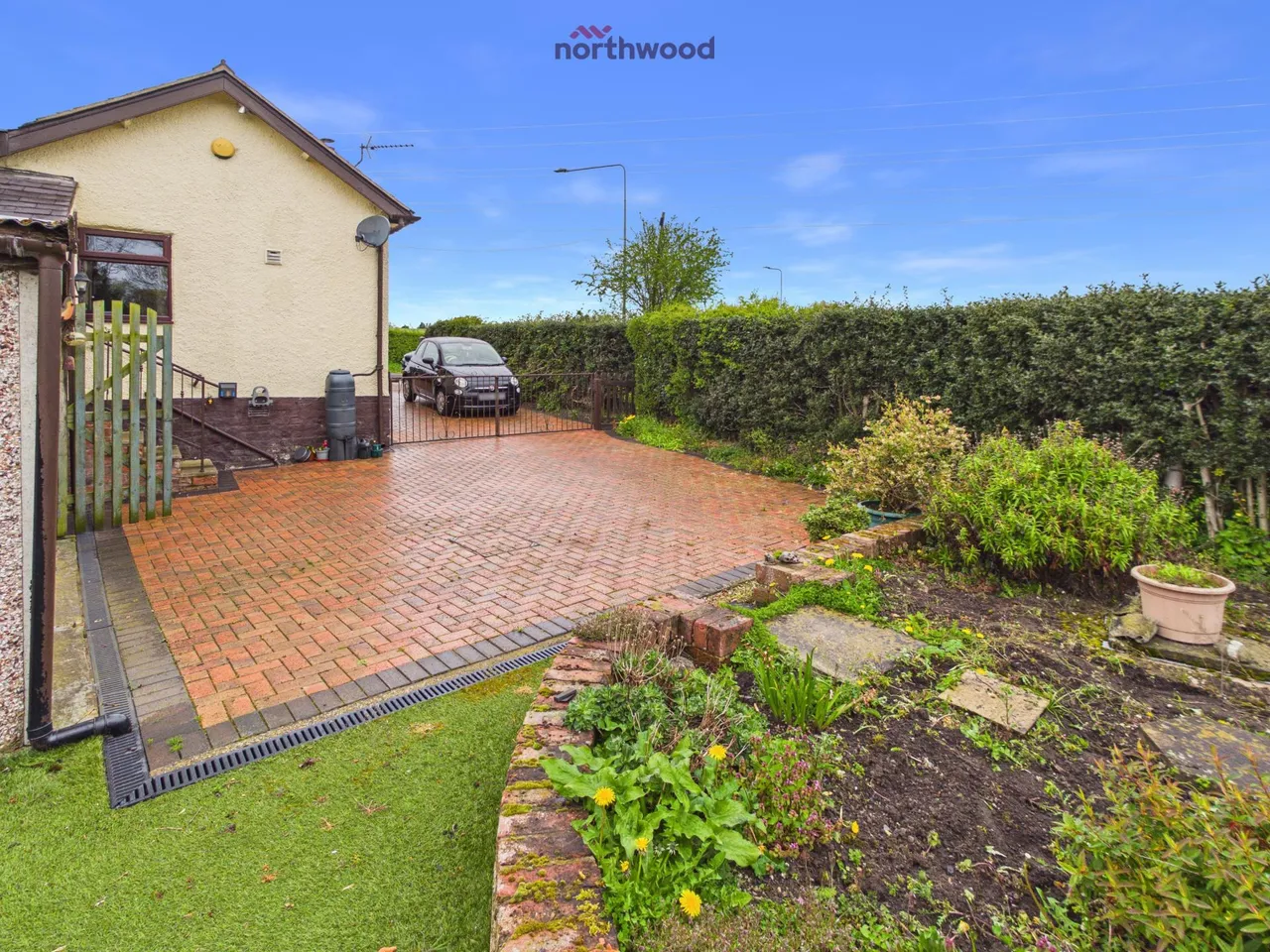 Bryn-Y-Grog Hill, Wrexham, LL13, photo 23