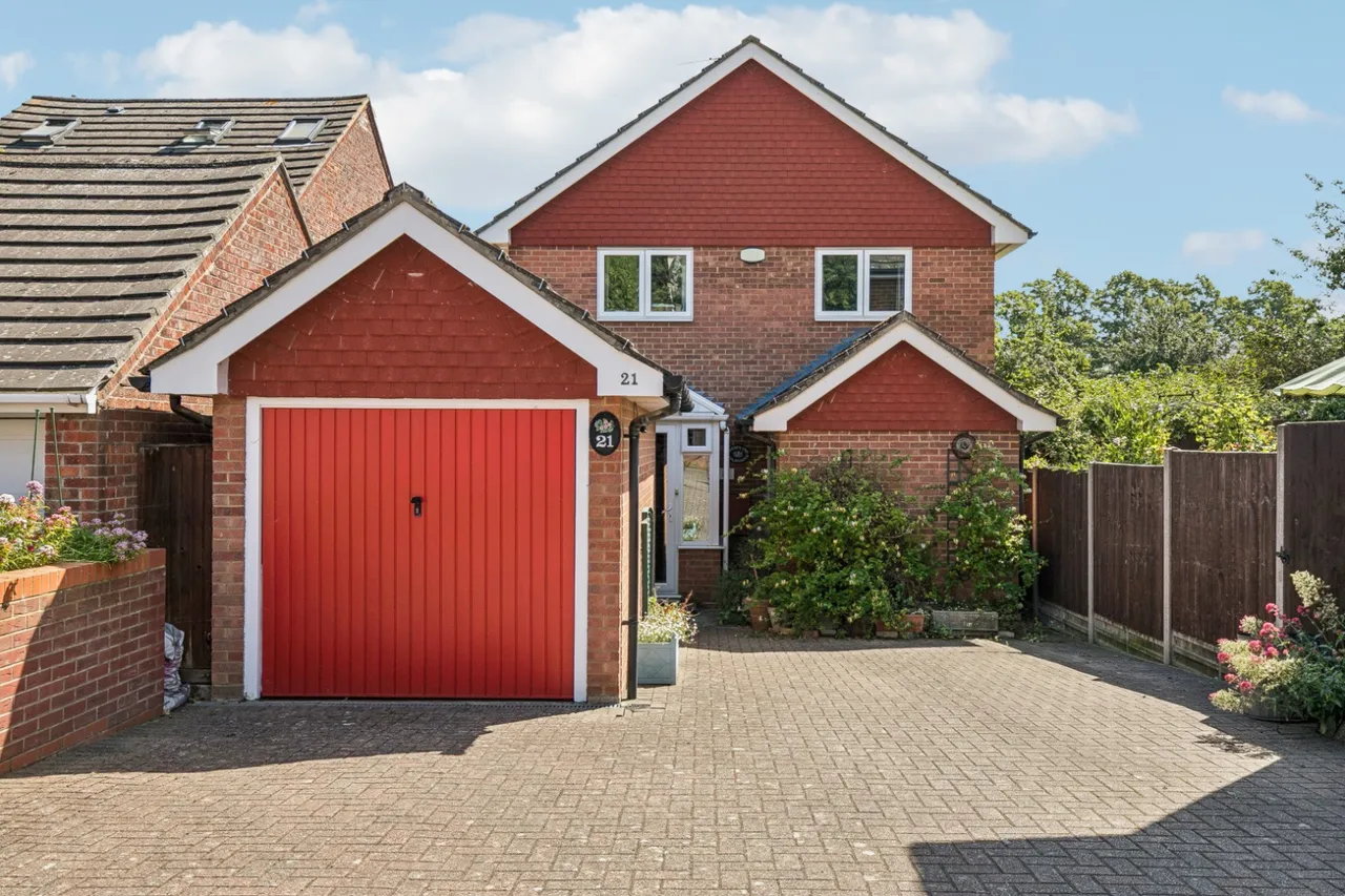 4 bed house for sale, Greenside Drive, Hitchin, SG5
