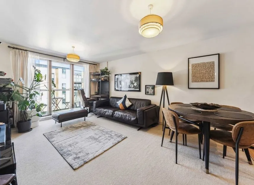 London Road, Isleworth, TW7, photo 2
