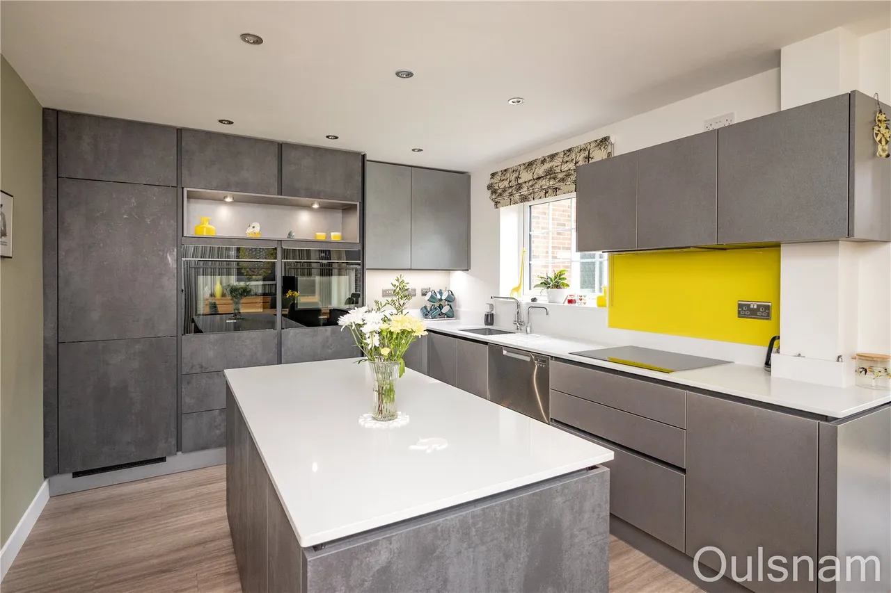 Mortimer Way, Bromsgrove, Worcestershire, B61 0FS, photo 4