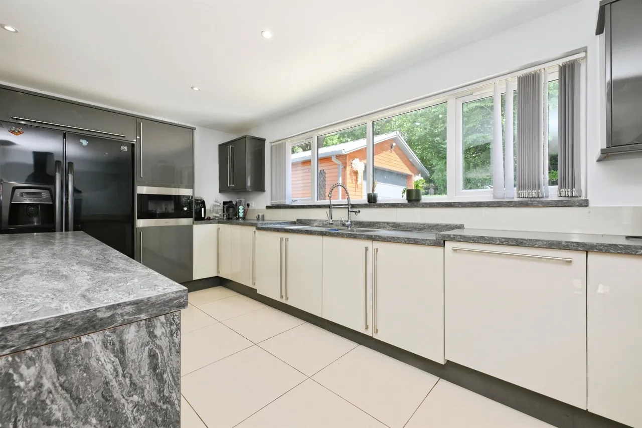 Collins Meadow, HARLOW, photo 4