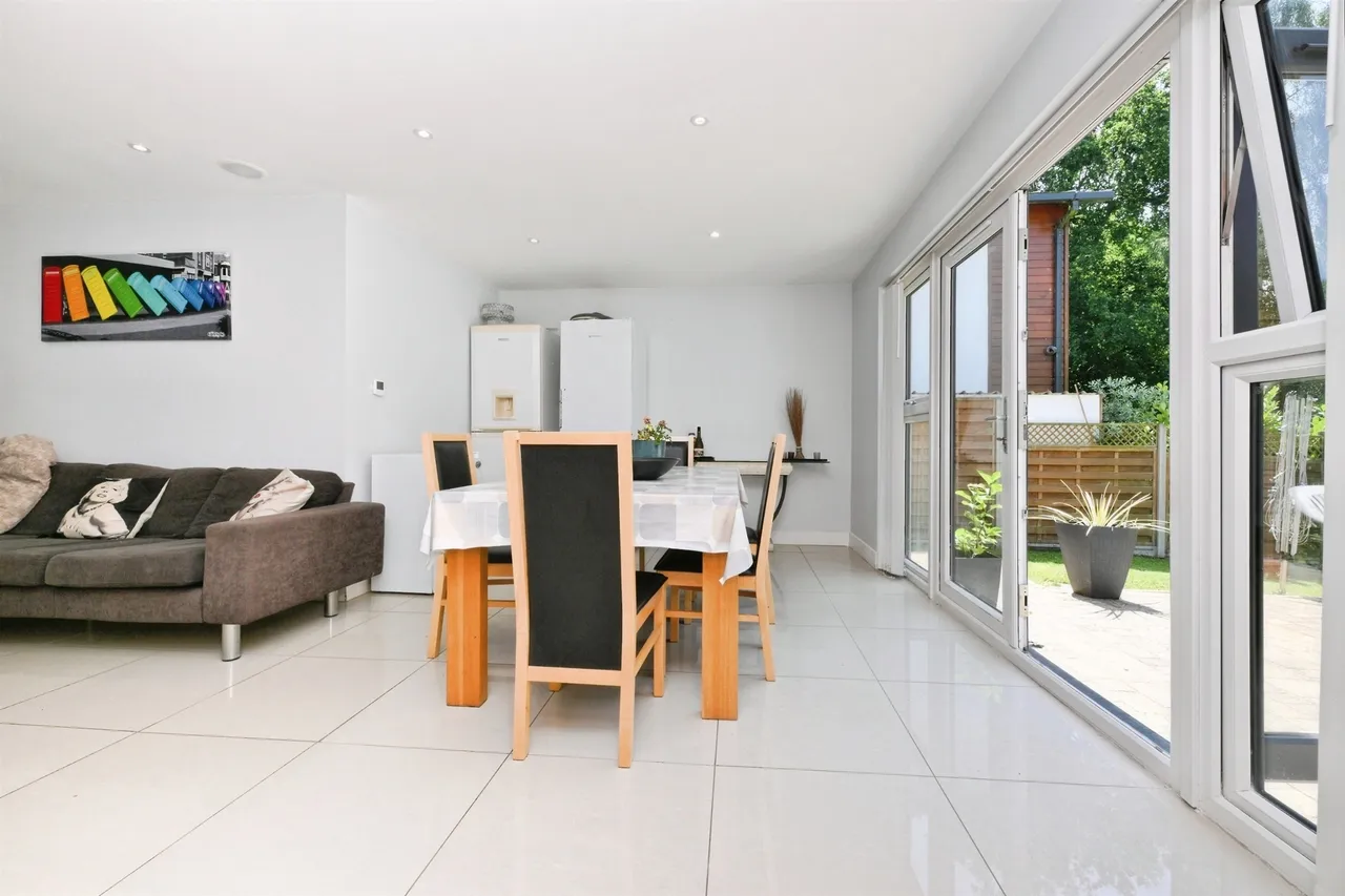 Collins Meadow, HARLOW, photo 8