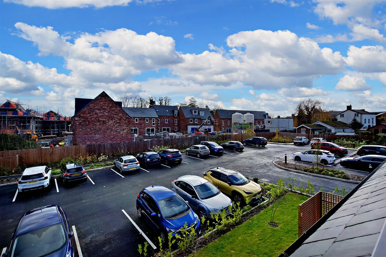 Wheelock Street, Middlewich, CW10, photo 11