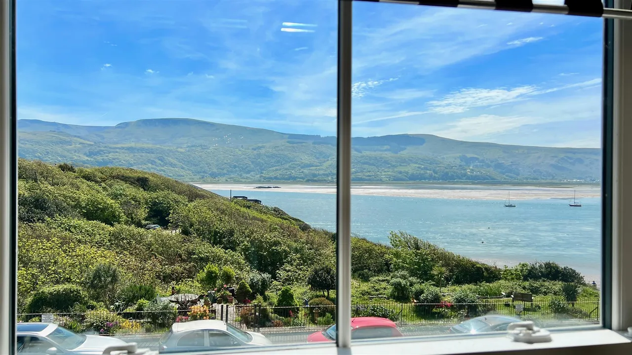 Porkington Terrace, Barmouth, LL42, photo 9