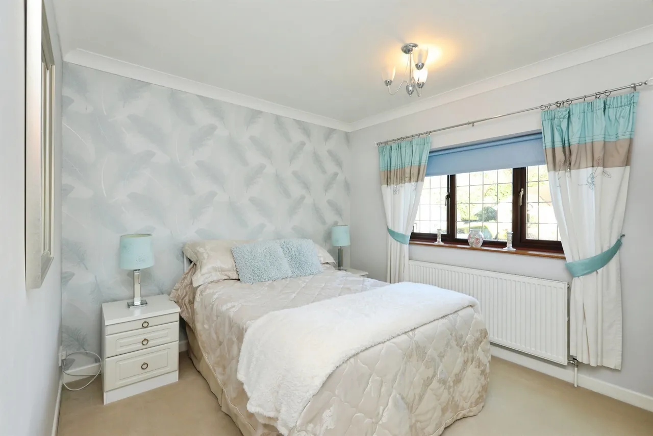 Grosvenor Road, Bircotes, Doncaster, photo 8
