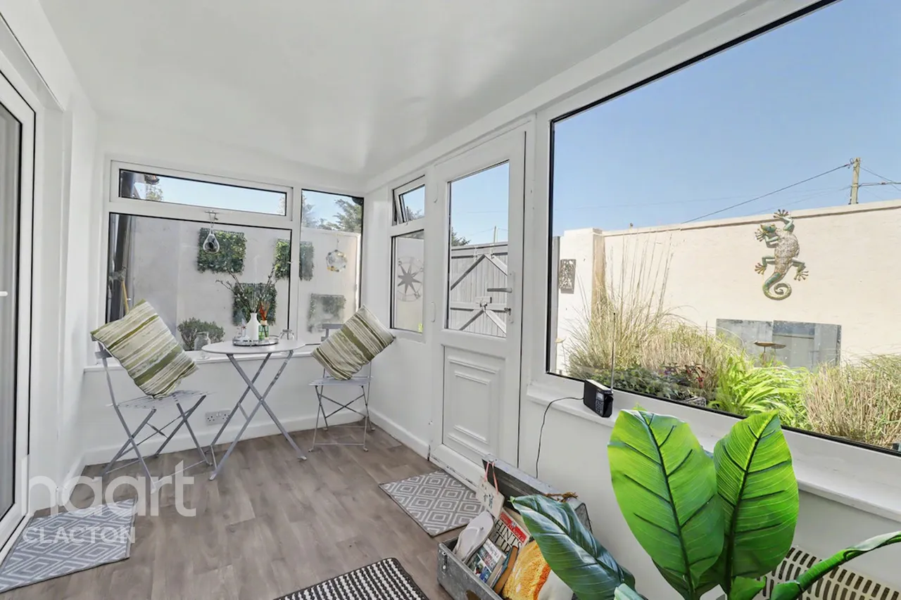 New Way, Clacton-On-Sea, CO16, photo 21