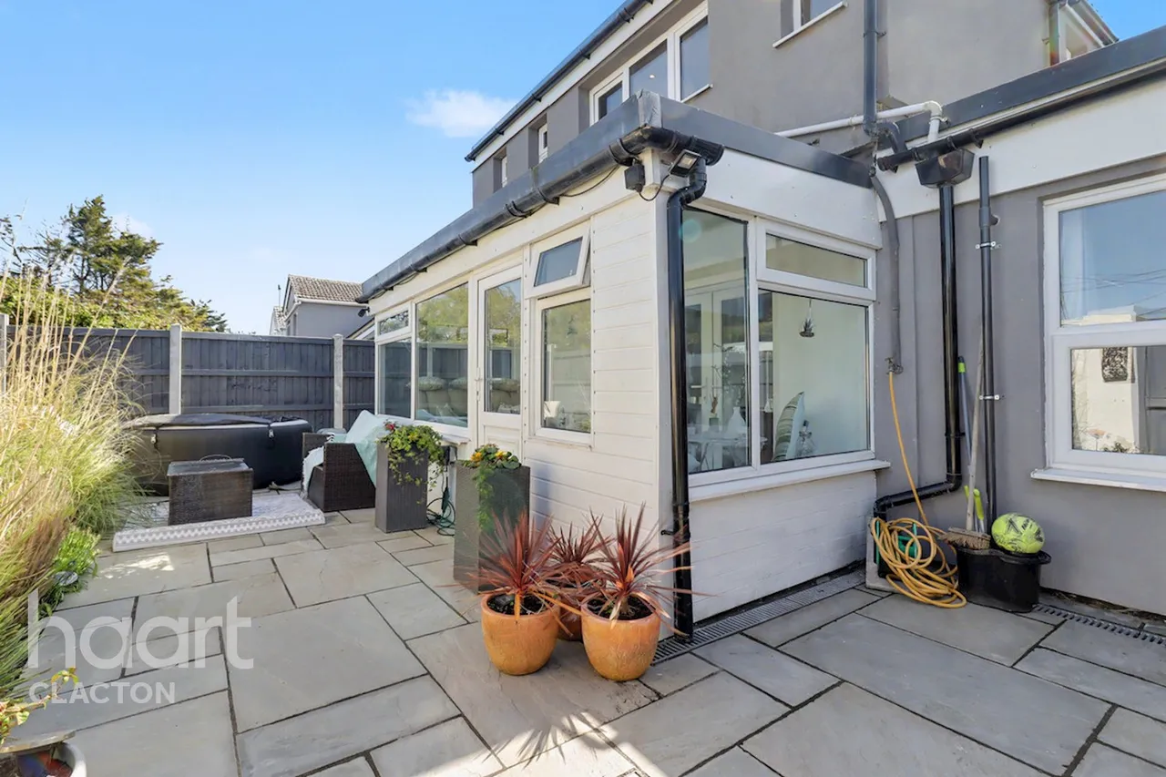 New Way, Clacton-On-Sea, CO16, photo 24