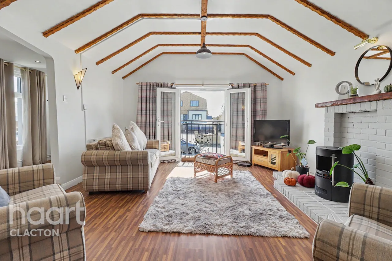 New Way, Clacton-On-Sea, CO16, photo 2