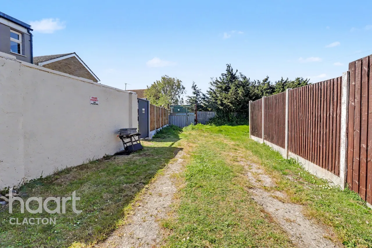 New Way, Clacton-On-Sea, CO16, photo 26