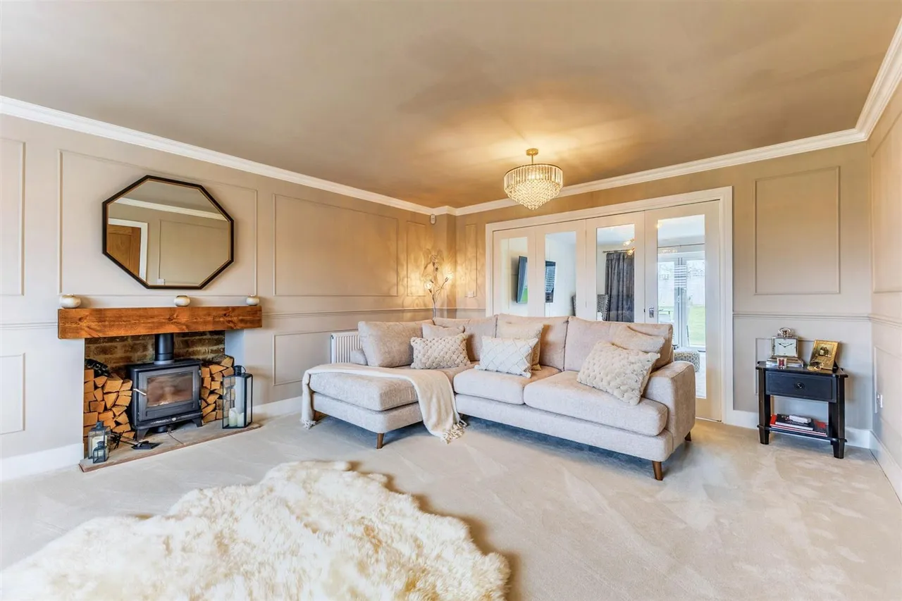 Leys Field, Oxhill, CV35, photo 13