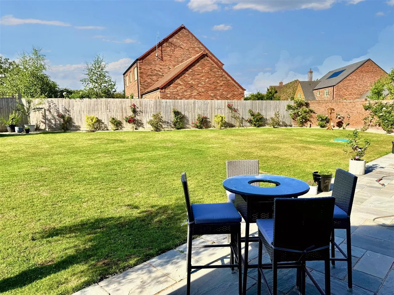 Leys Field, Oxhill, CV35, photo 27