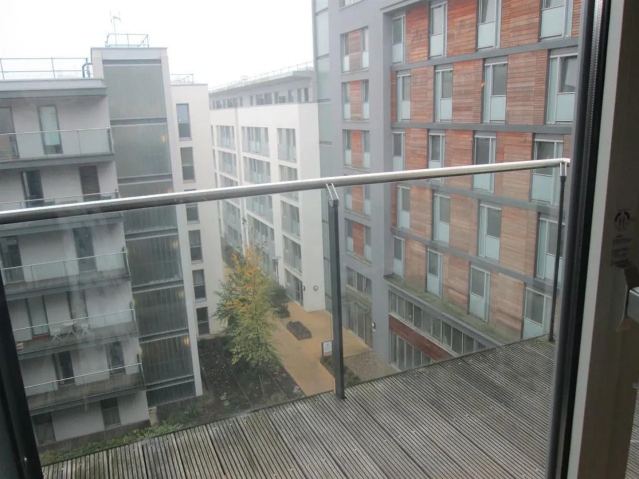 High Point Village, Hayes, UB3, photo 4