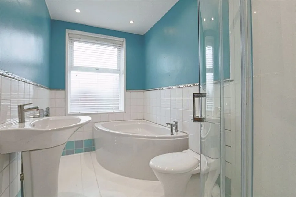 Stockport Road, Denton, M34, photo 7