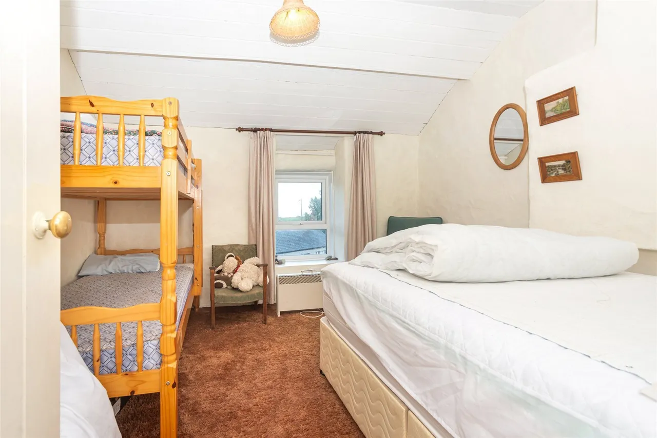 Clynnogfawr, Caernarfon, LL54, photo 5