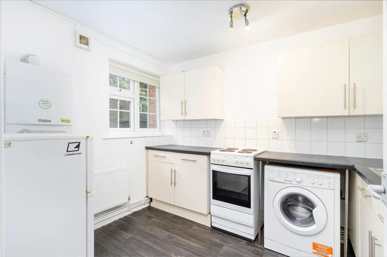 Ashdown Way, London, SW17, photo 8