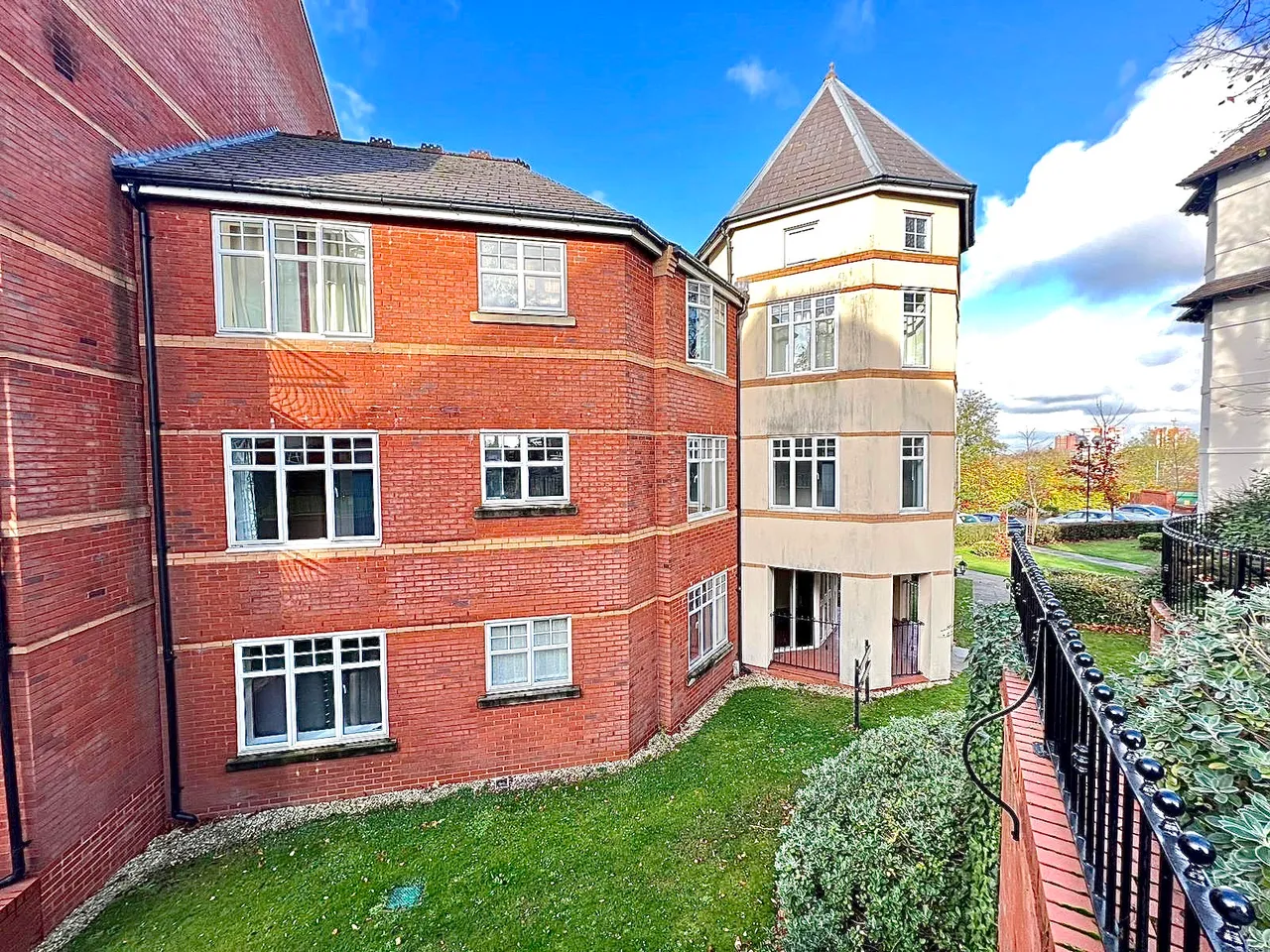 Pennant Court, Penn Road, Penn, Wolverhampton, WV3, photo 11