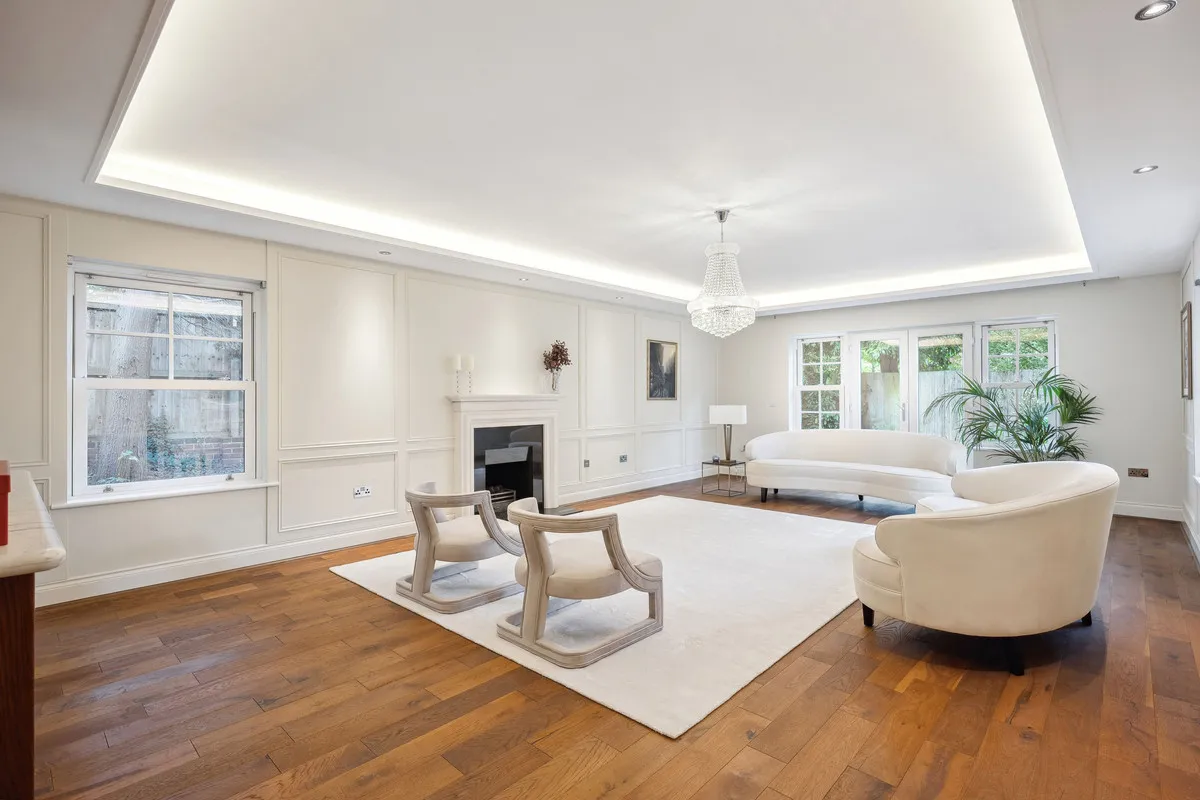 Ruxley Crescent, Esher, KT10, photo 6