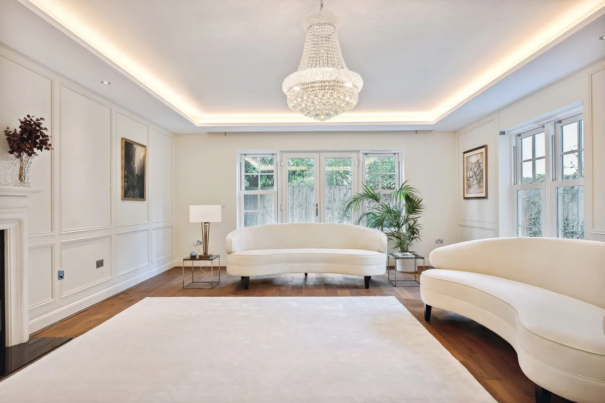 Ruxley Crescent, Esher, KT10, photo 5