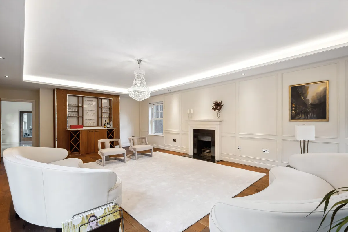 Ruxley Crescent, Esher, KT10, photo 7