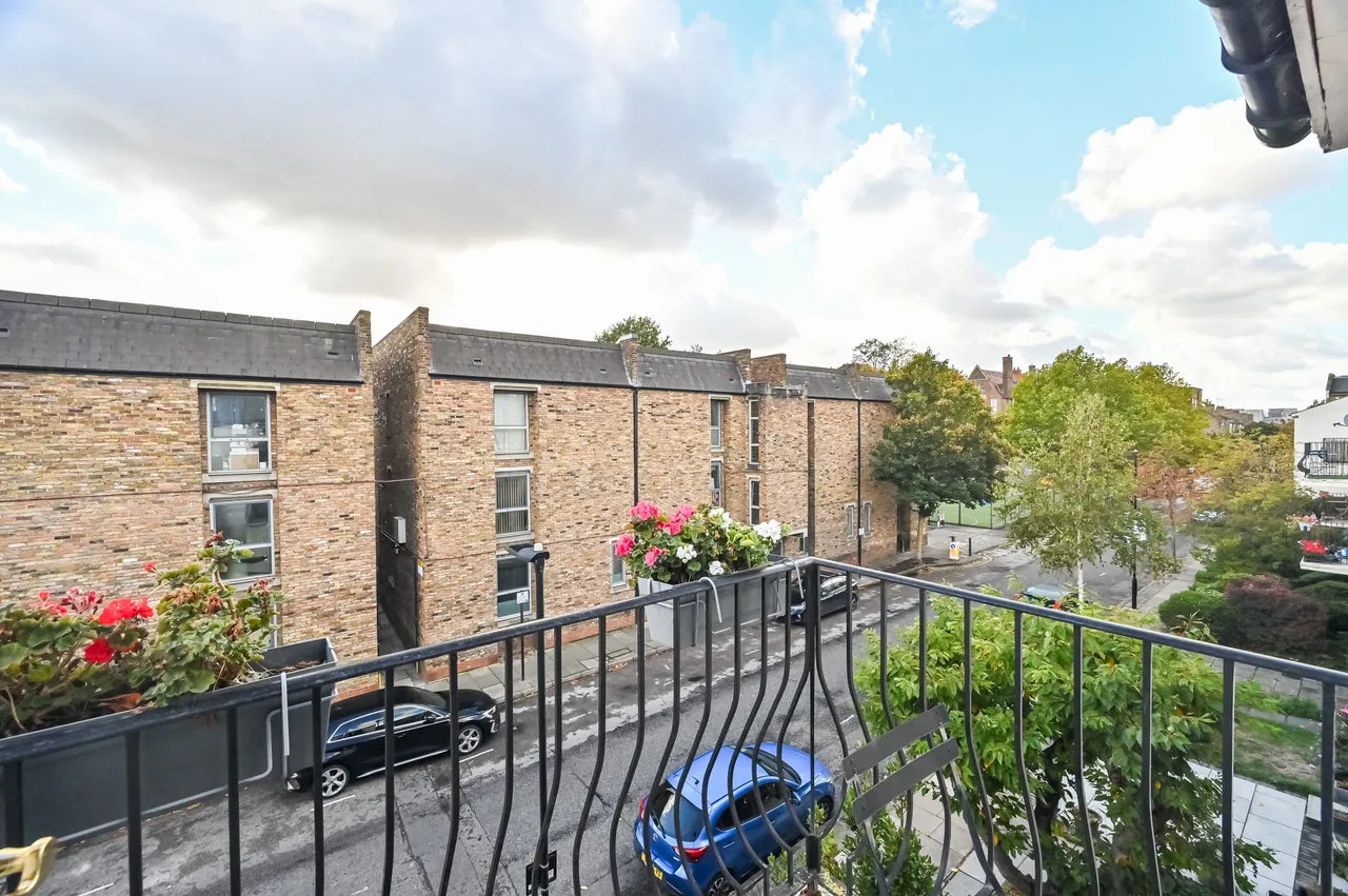 2 bed flat for sale, London, N1