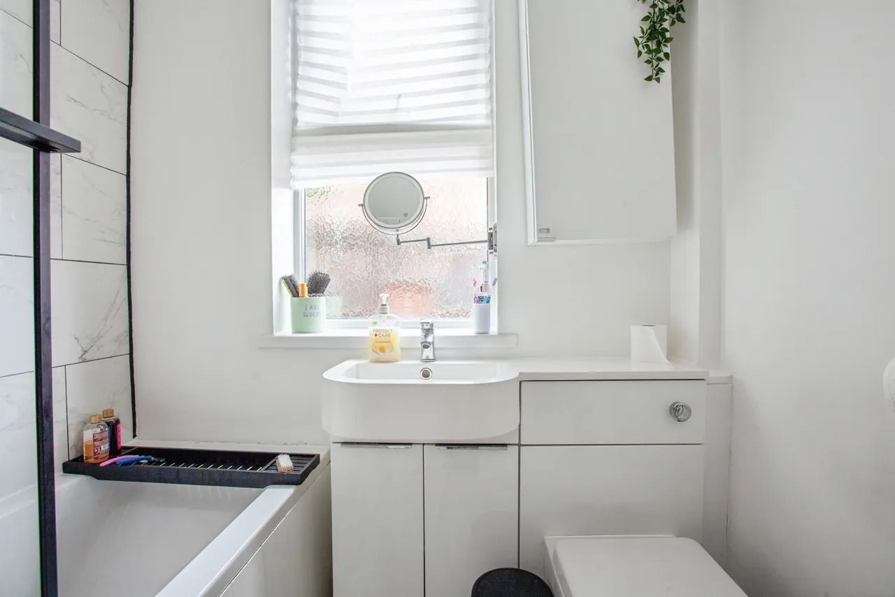 Milnrow Drive, Sheffield, S5, photo 8