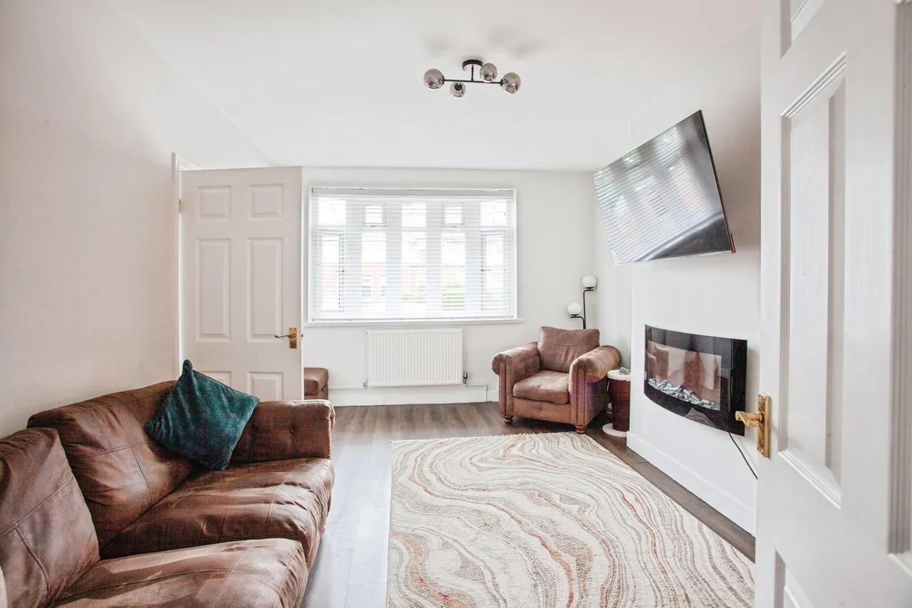 Milnrow Drive, Sheffield, S5, photo 4