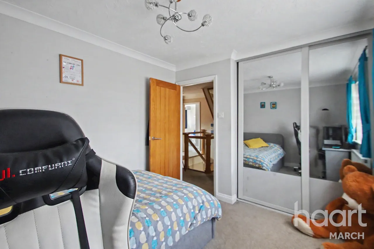 Willowbrook Drive, Coates, PE7, photo 27