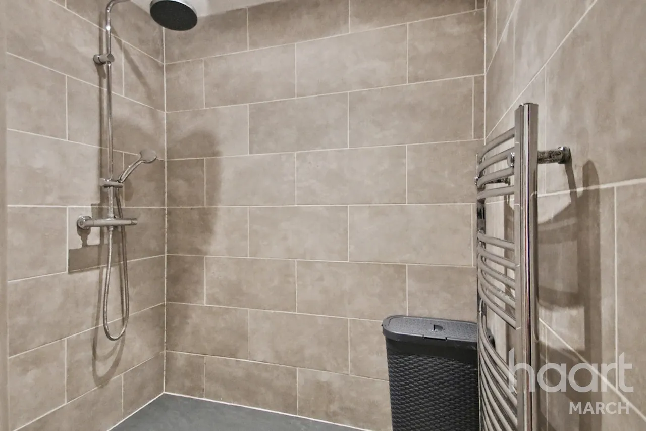 Willowbrook Drive, Coates, PE7, photo 21