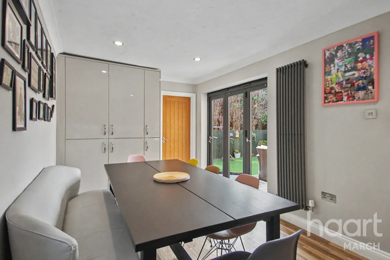 Willowbrook Drive, Coates, PE7, photo 4