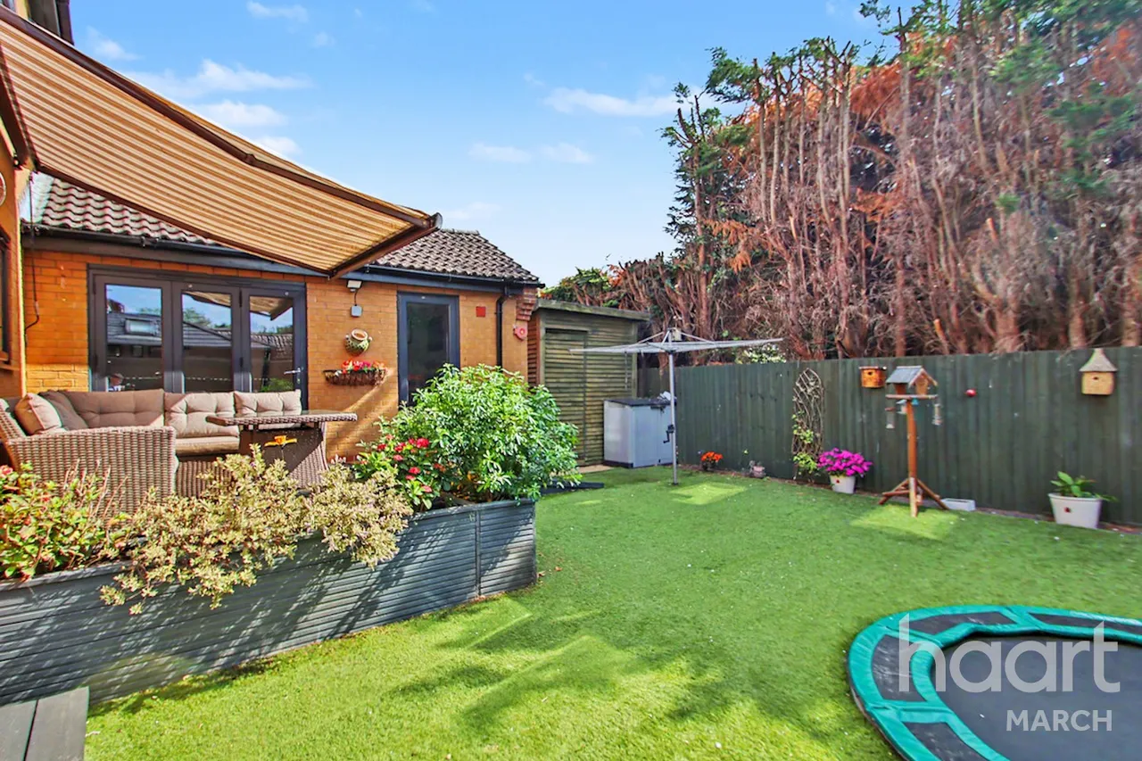 Willowbrook Drive, Coates, PE7, photo 35