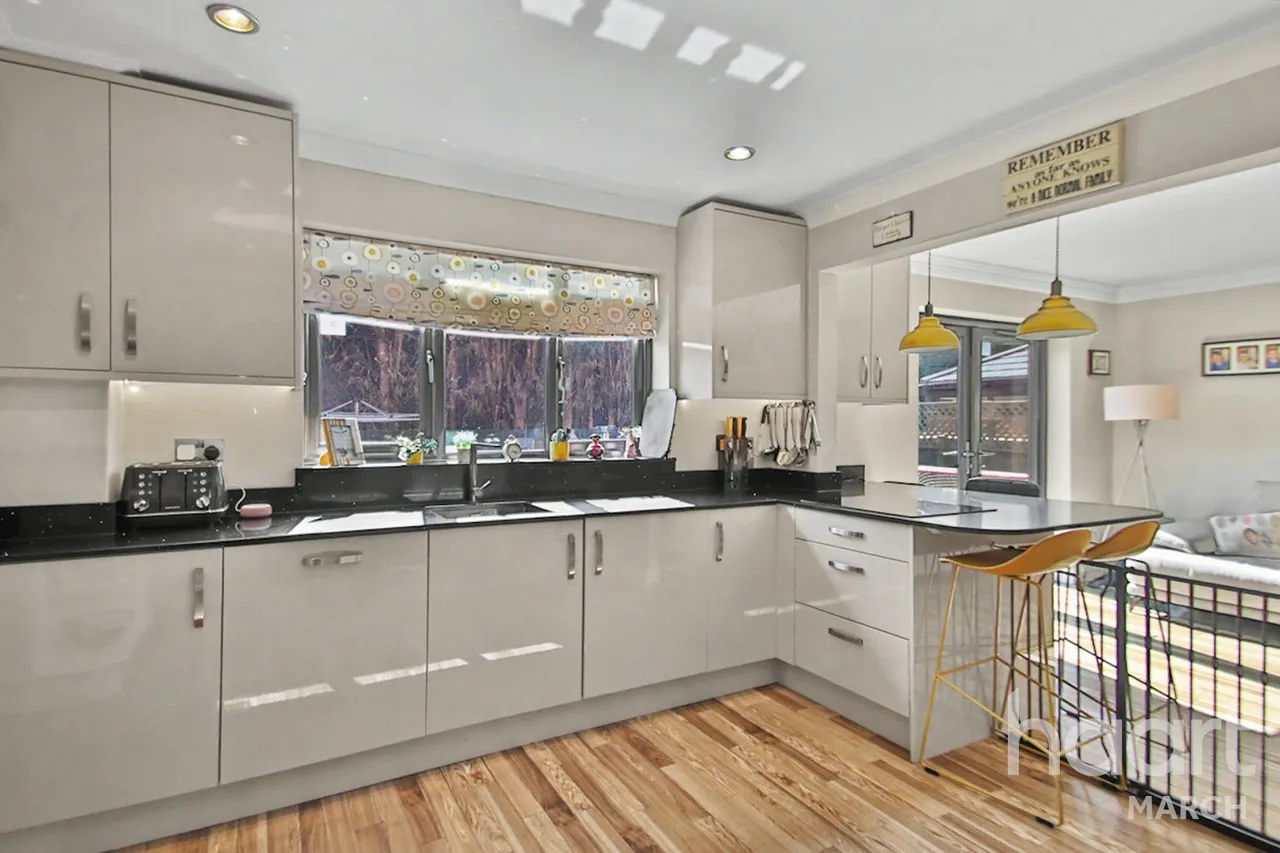 Willowbrook Drive, Coates, PE7, photo 16