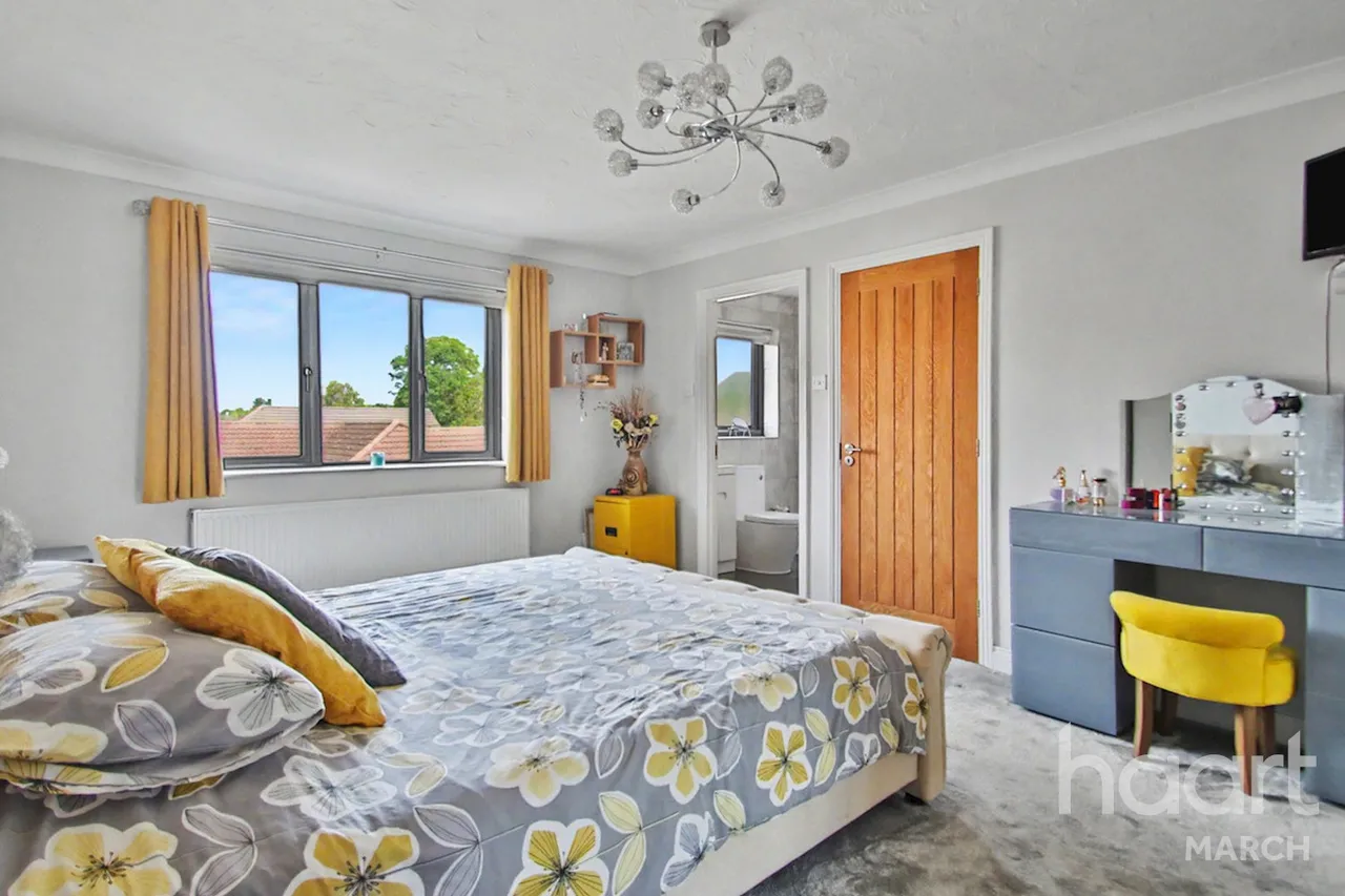 Willowbrook Drive, Coates, PE7, photo 24