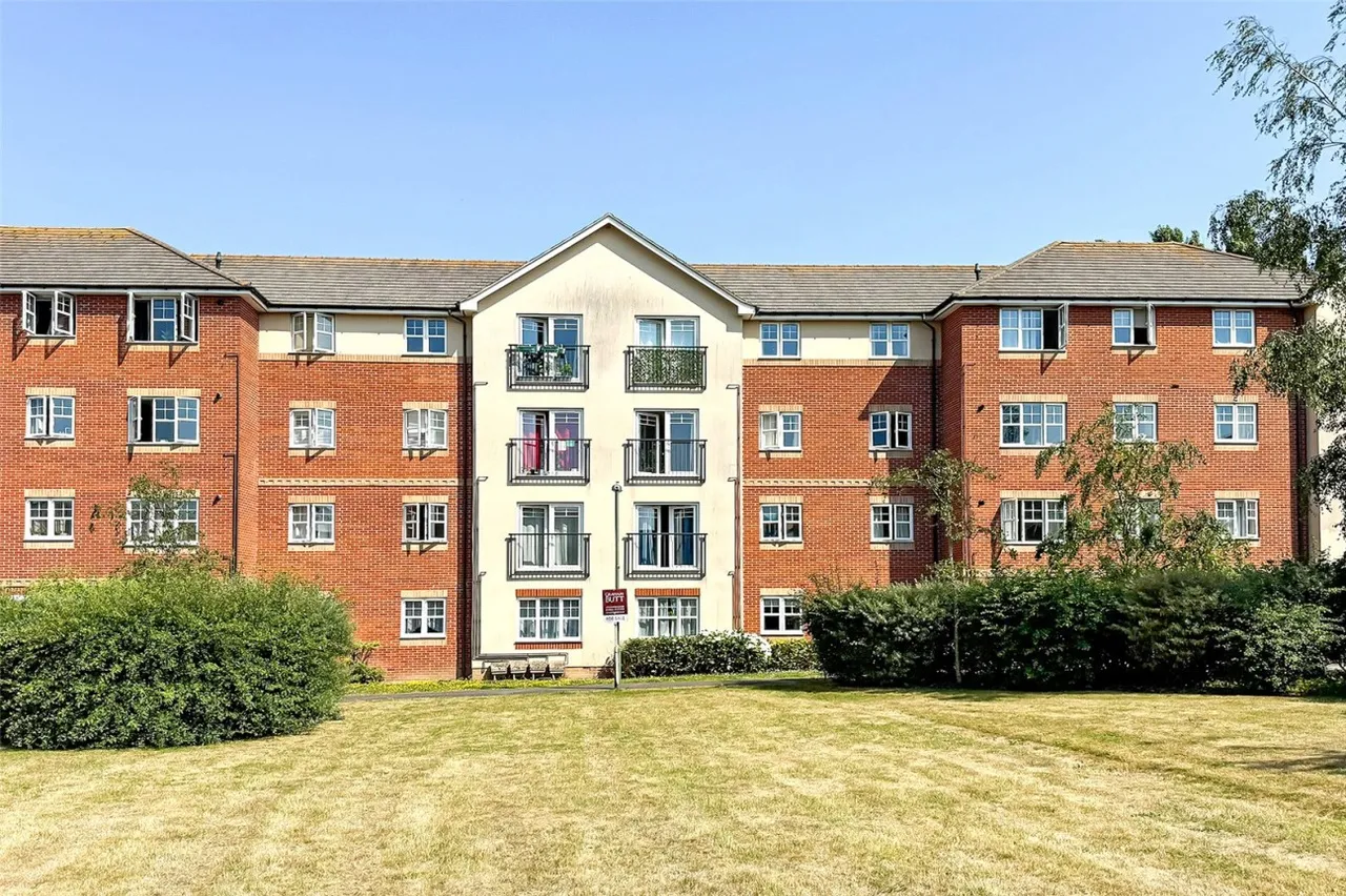 3 bed flat for sale, Littlehampton, BN17