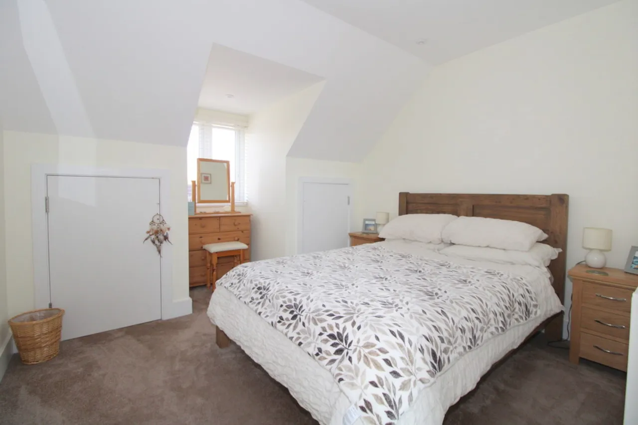 Cecil Road, Ashford, photo 9