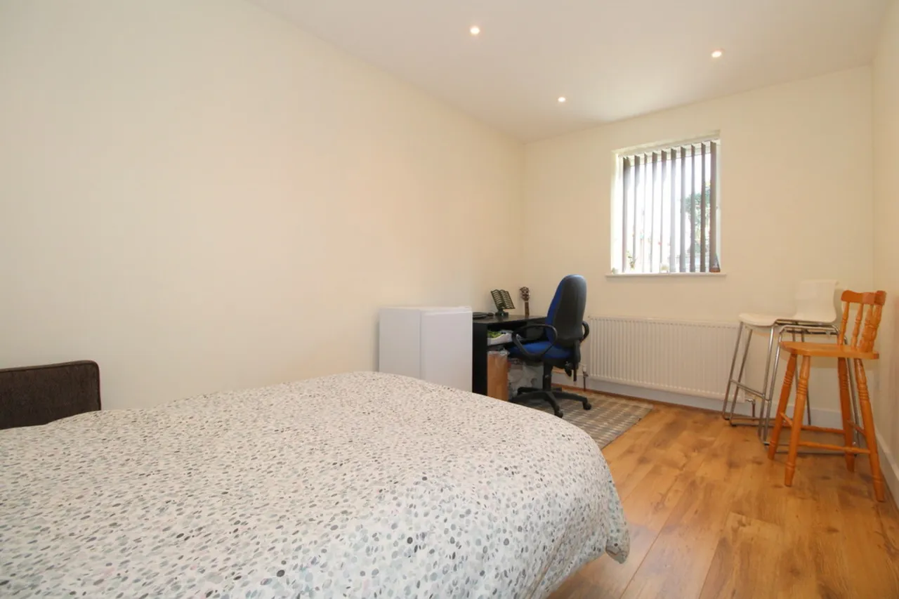 Cecil Road, Ashford, photo 11