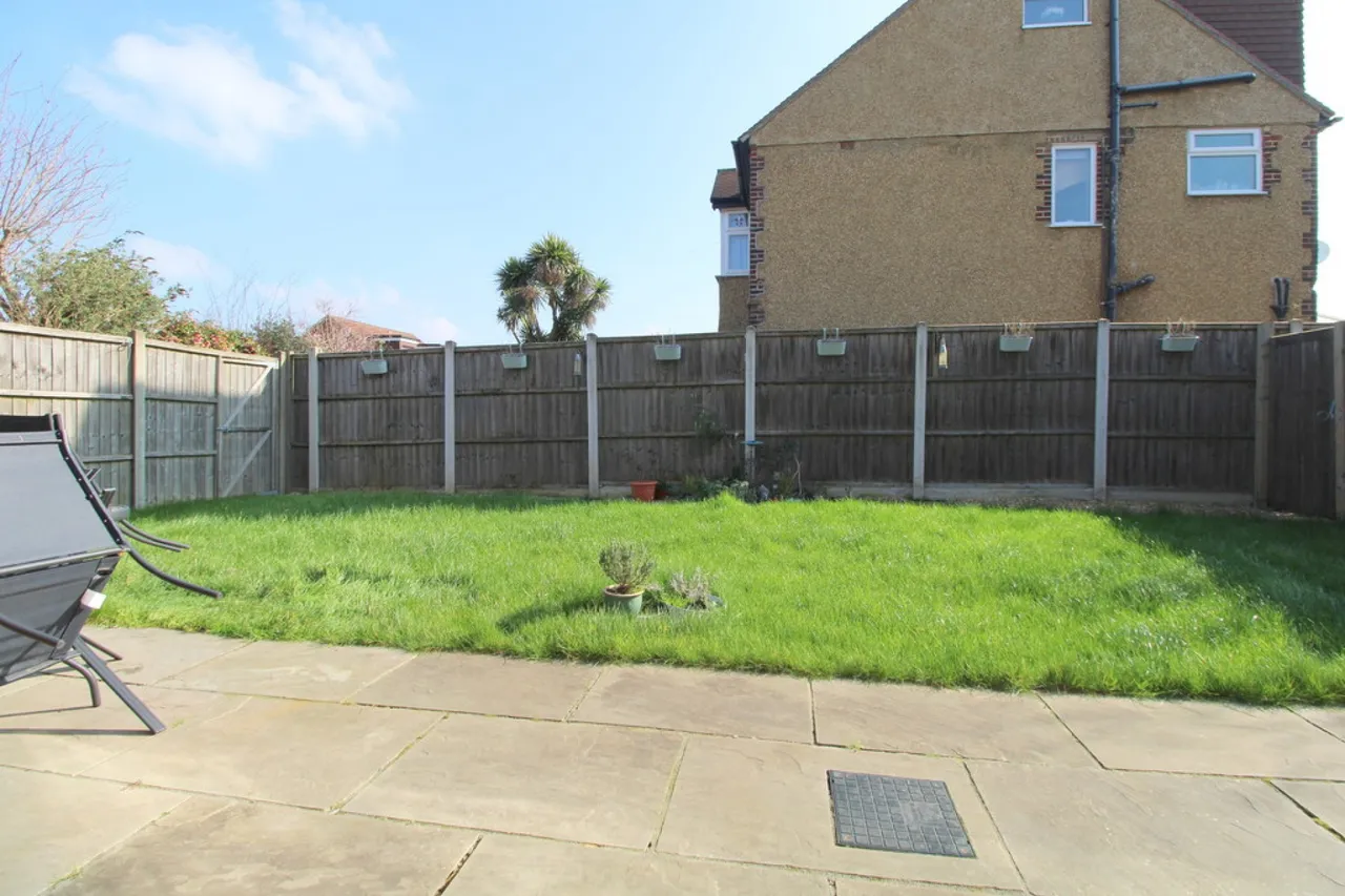 Cecil Road, Ashford, photo 16
