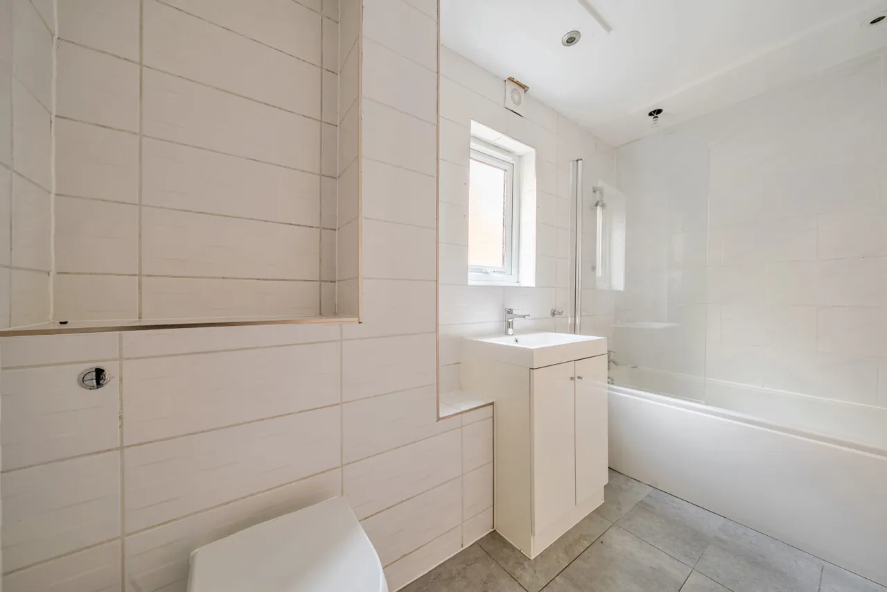 Devonshire Road, London, SW19, photo 9