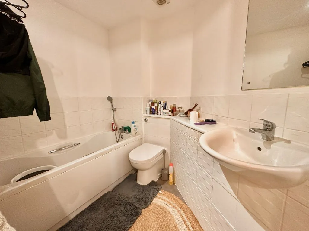 San Juan Court, Eastbourne, BN23, photo 10