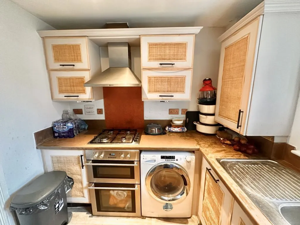 San Juan Court, Eastbourne, BN23, photo 4