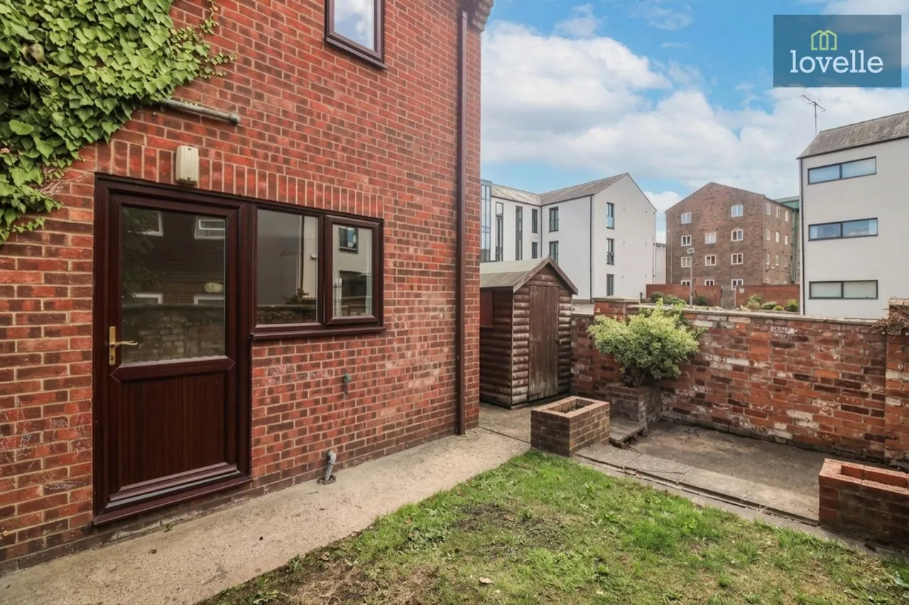 Eastfield Road, Louth, LN11, photo 13